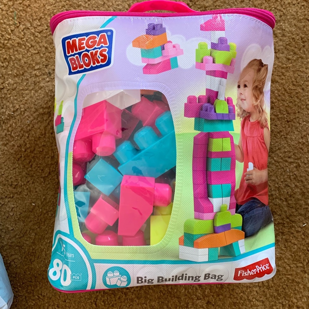🎈 80-count Mega Blocks